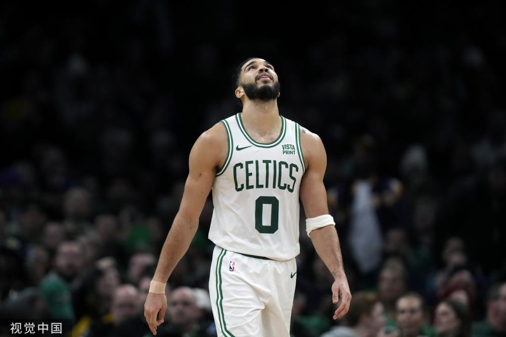 莱昂纳德 莱昂纳德