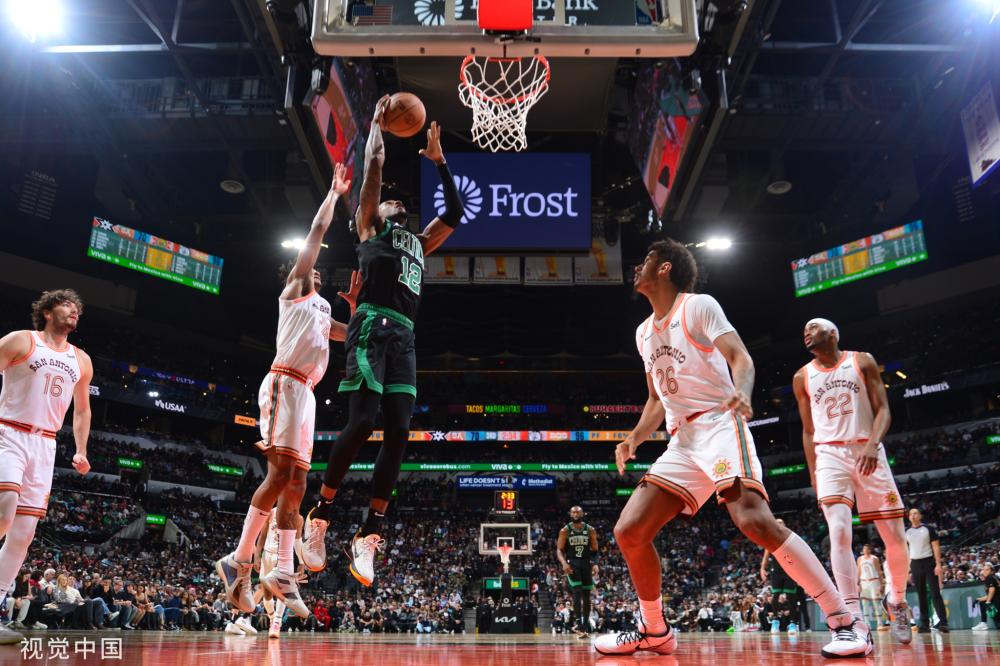 弗利克凭借 弗利克凭借