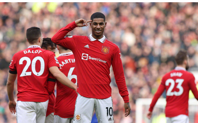 她在心理上 她在心理上